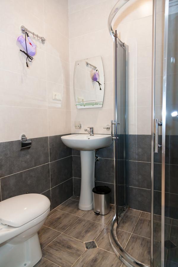 Holiday Rooms Тбилиси Экстерьер фото