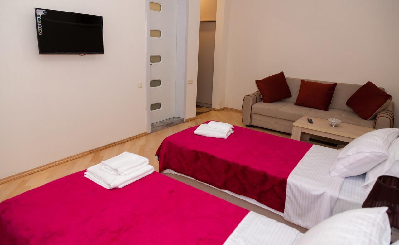 Holiday Rooms Тбилиси Экстерьер фото