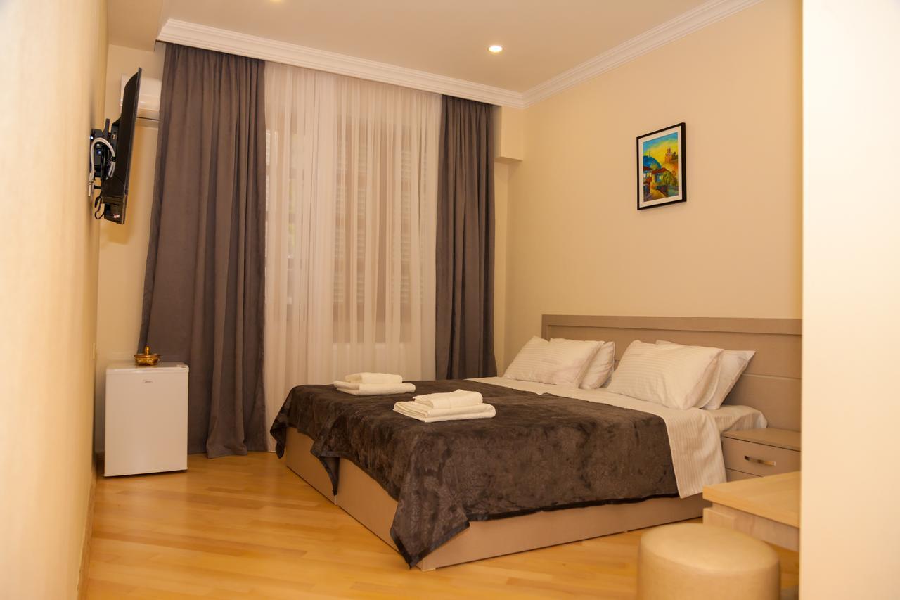Holiday Rooms Тбилиси Экстерьер фото