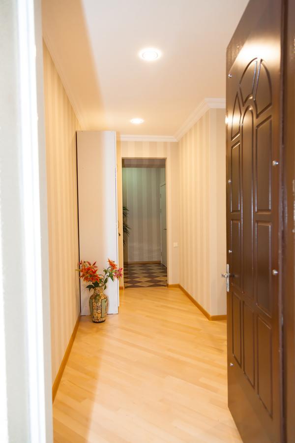 Holiday Rooms Тбилиси Экстерьер фото